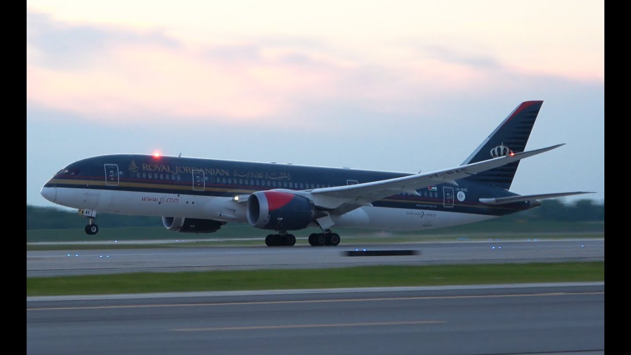 Sunset Royal Jordanian 787 take off, DTW