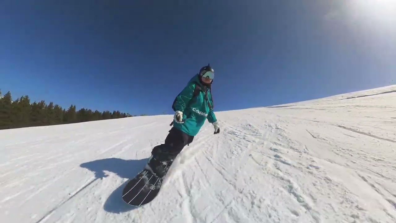 Snowboarding with an Incredible Alpine View | Villars-Gryon