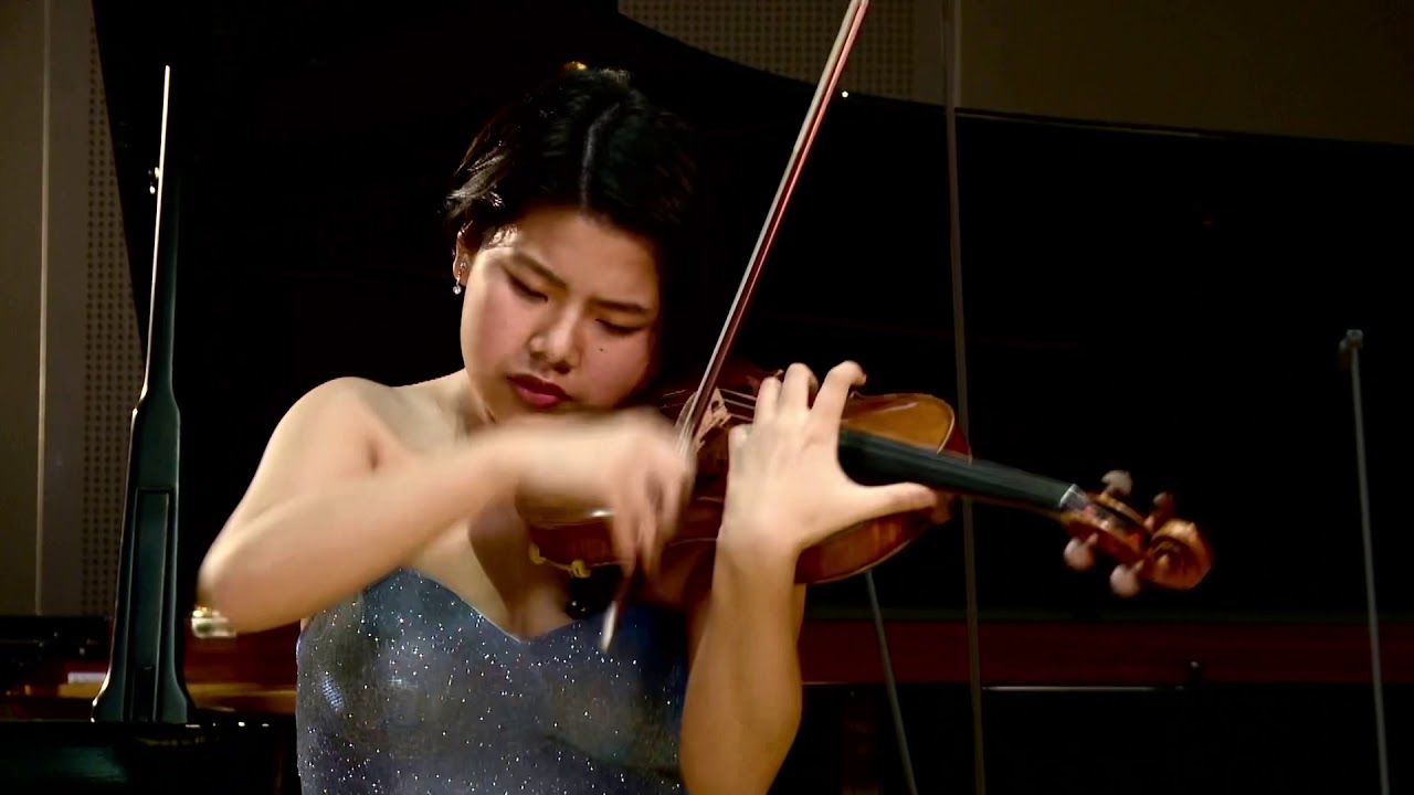 Niccolò Paganini (Arr.Fritz Kreisler)                  La Campanella - Rino Yoshimoto