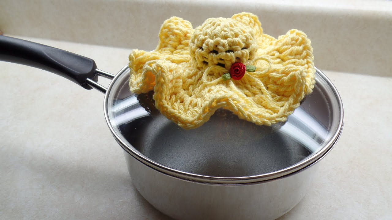 How to crochet a pot holder | Crochet doll hat