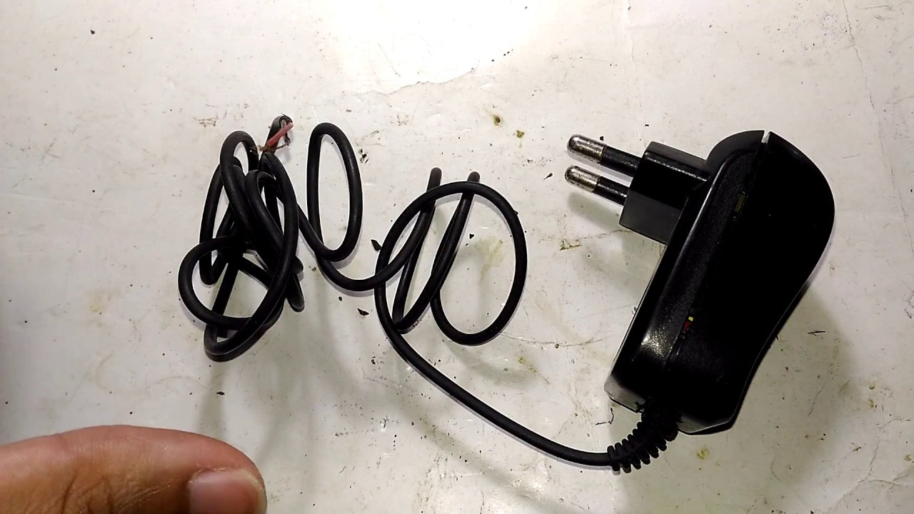 IE125: Hi-tech mobile charger teardown.