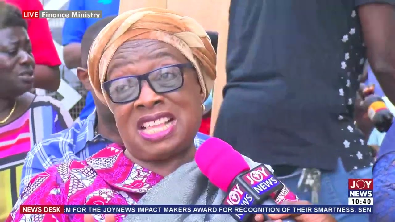 Domestic Debt Exchange: Fmr Chief Justice Sophia Akuffo joins pensioners to picket Finance Ministry