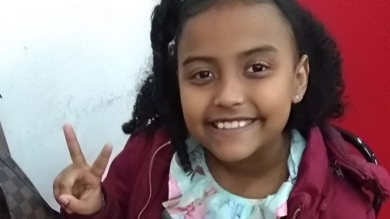 meu nome é Caroline Raquel Souza. falando nomes de divertidamenti 2