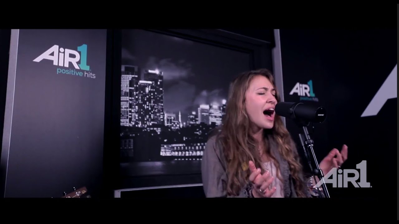 Lauren Daigle 