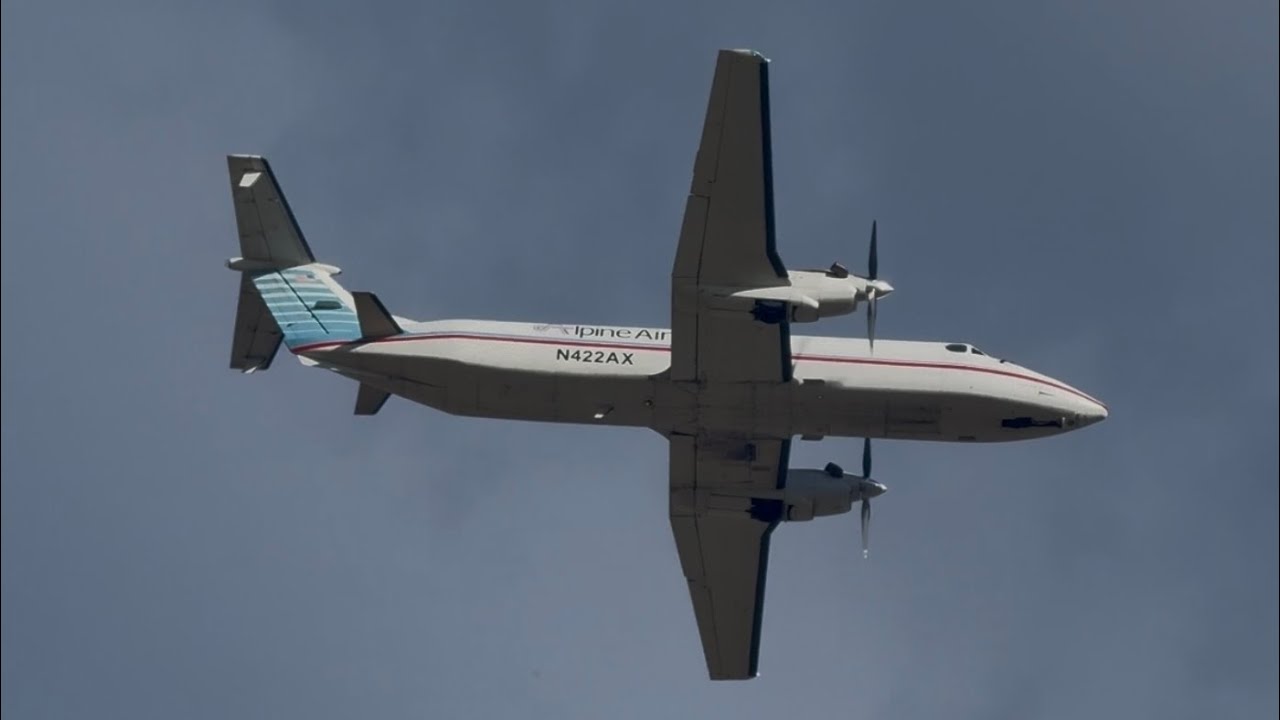 Alpine Air Express Beech 1900C Takeoff From Idaho Falls [N422AX]