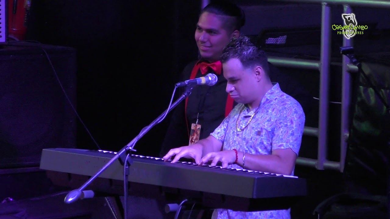 ♫♫Barrunto Al Estilo De Paolo Gonzalez - Renzo Padilla y Los Borincaicos - Karamba 14/12/18