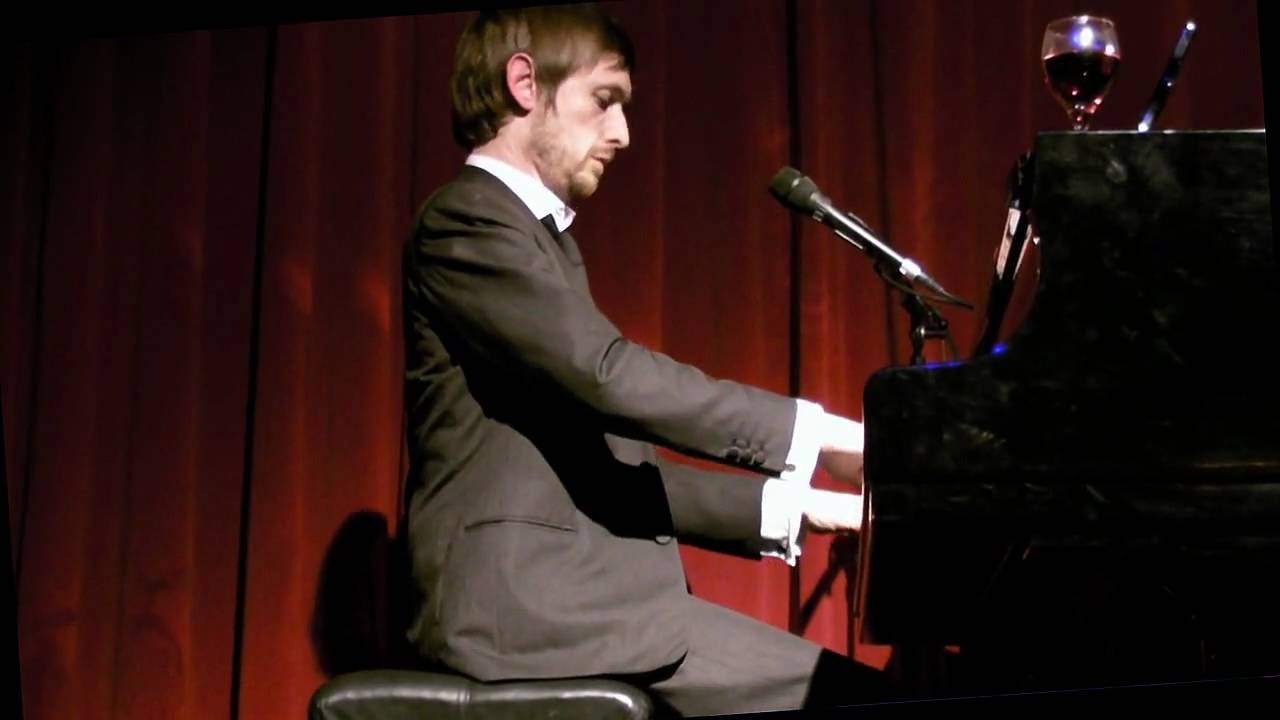 The Divine Comedy - Assume The Perpendicular (Sugar Club Dublin, 7th May 2010)