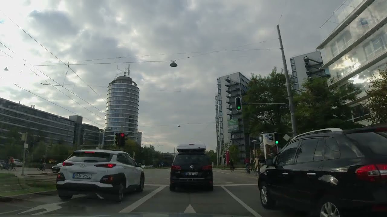 Driving Through Munich - Germany Virtual Tour