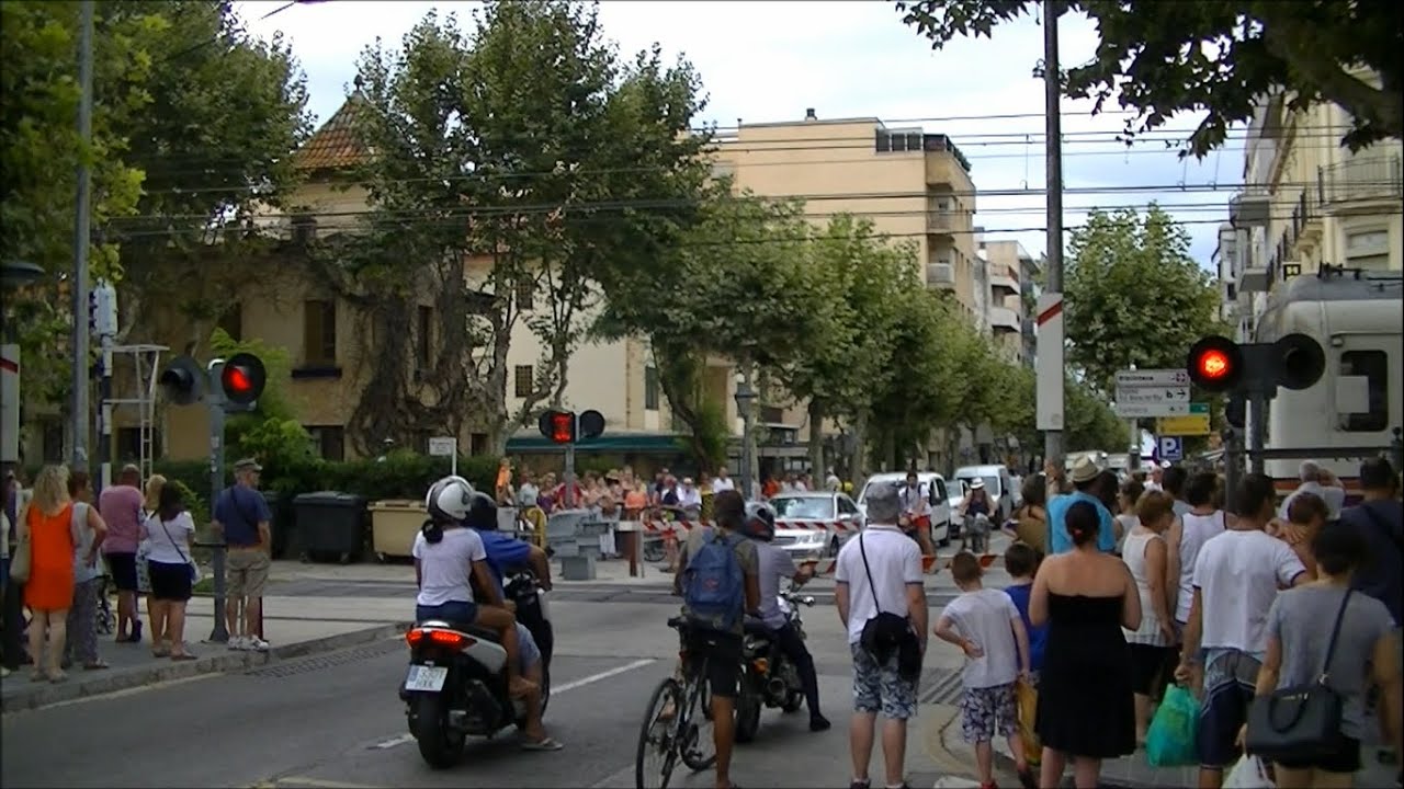 Spoorwegovergang Salou (E) // Railroad crossing // Paso a nivel