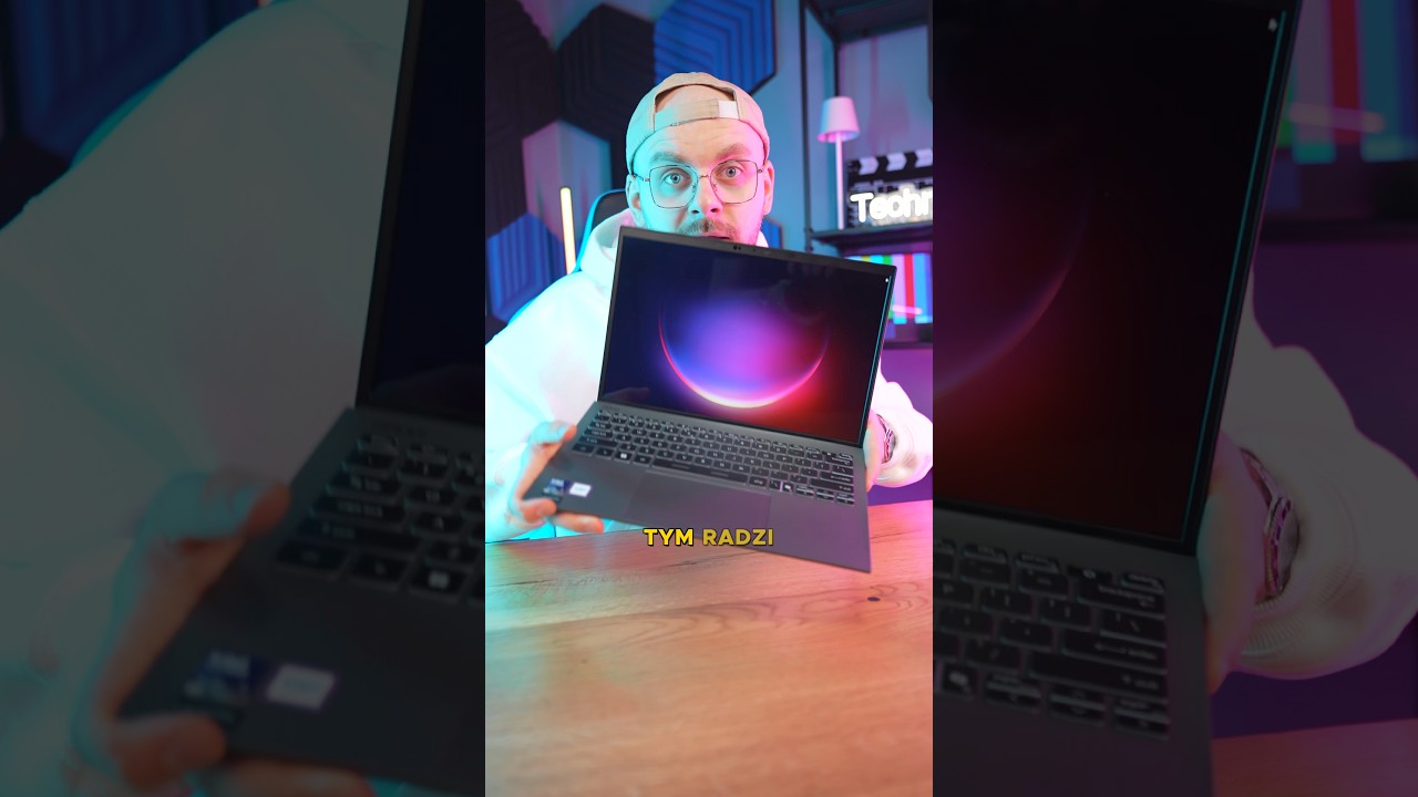 Ten LAPTOP jest NAPRAWDĘ MAŁY 😦