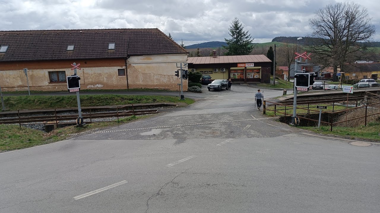 Železniční přejezd Hradec u Stoda [P612] - 17.3.2024