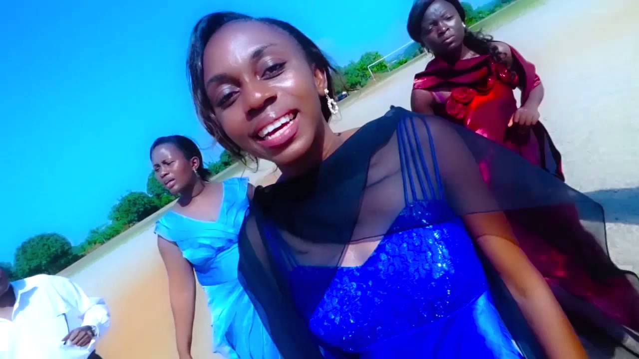 Morvane B et Le BRANDON Clip officiel: Le trône de Grace