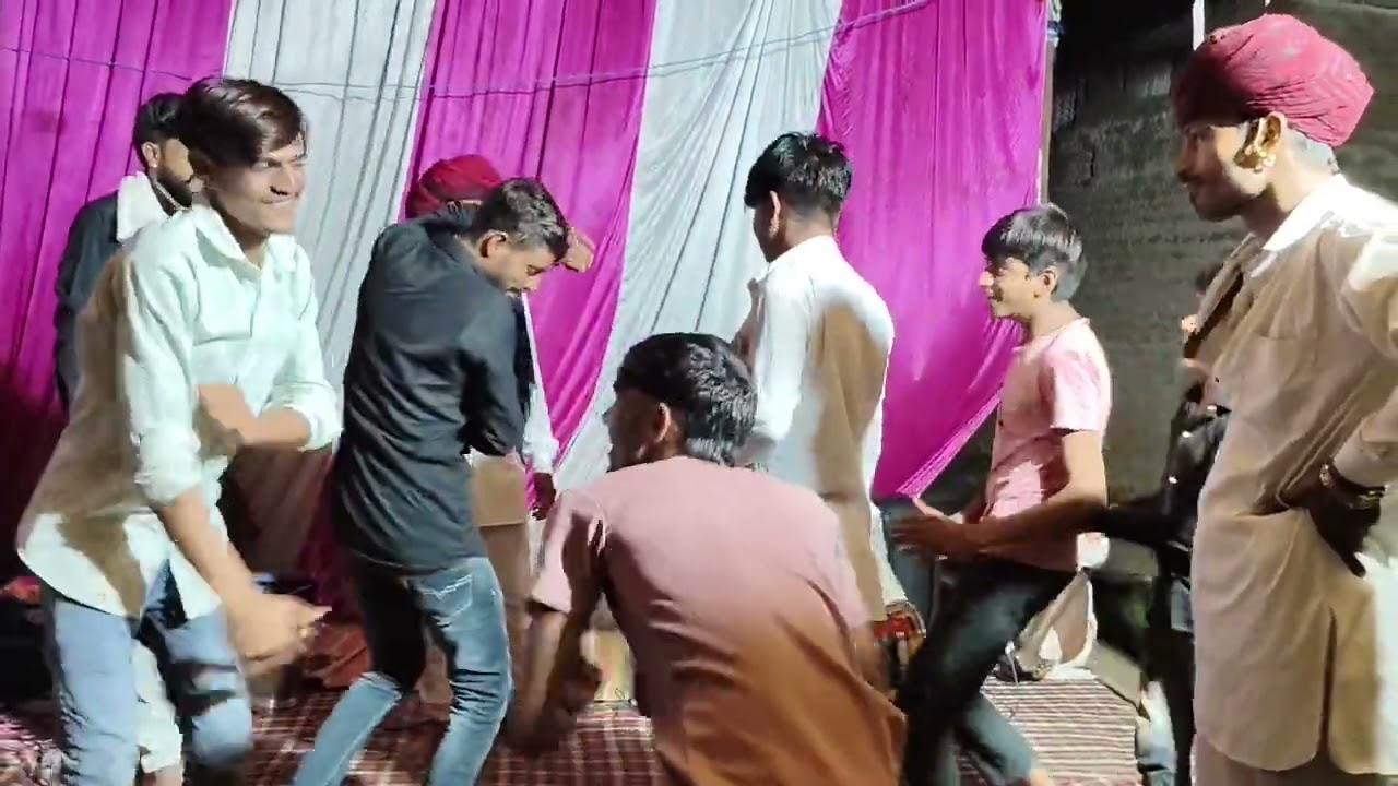 असल हुई र वालों नाकों र भक्ति को मार्ग माको र गायक रामराज गुर्जर काशीपुरा,🙏🙏🙏💯♥️😘🌹🥀♥️🌹🥀🥰🥀💯😂😂