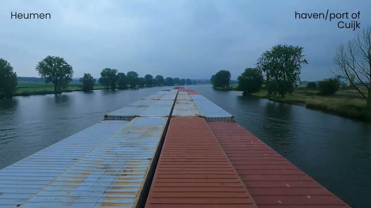 Vaart van Lith naar Venlo op de Maas.