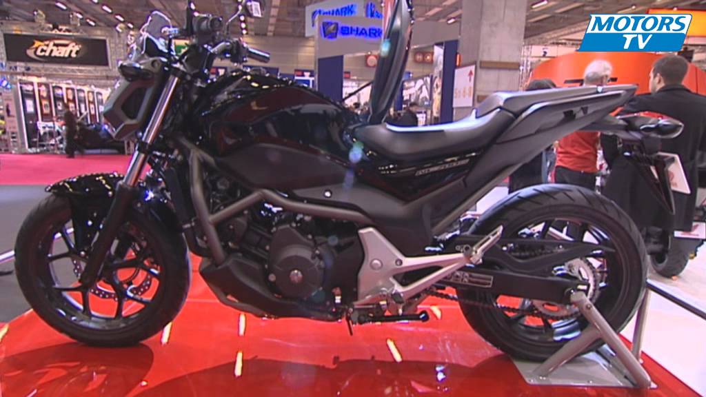 Honda NC700S - Paris Motorcycle and scooter Show 2011