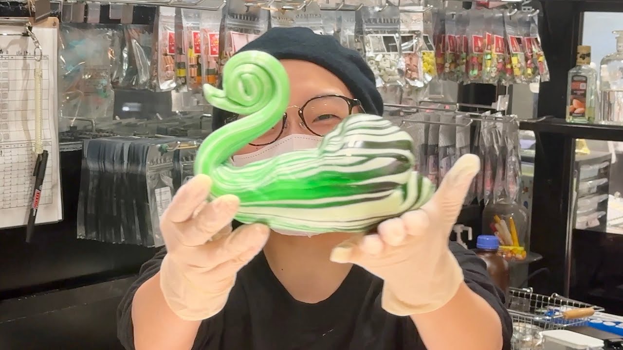 【PAPABUBBLE｜パパブブレ】巨大な飴の塊から作る芸術作品！さあ！何を作っているでしょうか！？｜手作りキャンディー専門店