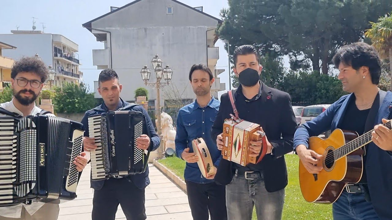 PROGETTO TARANTELLA - SORPRESA AL BATTESIMO DEL NOSTRO PICCOLO FAN FRANCESCO, GALLINA (RC)