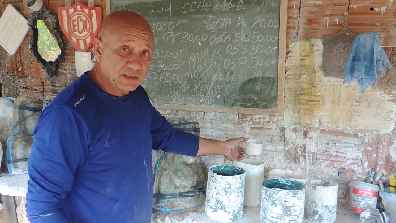 FABRICAÇAO DE ESTATUA EM GESSO NA FORMA DE BORRACHA DE SILICONE ( NAMORADEIRA )