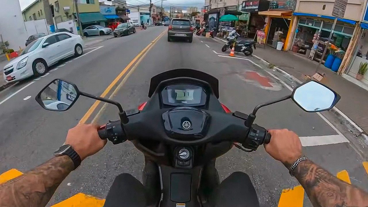 QUAL A REALIDADE DE QUEM ANDA COM YAMAHA NMAX 160! MOTO DO @LucasFontanaAS Será que ficou bravo?😂