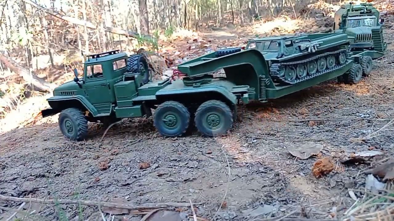 wpl b36 communication truck and b36 transporter carrying wpl E-1 convoy!!!