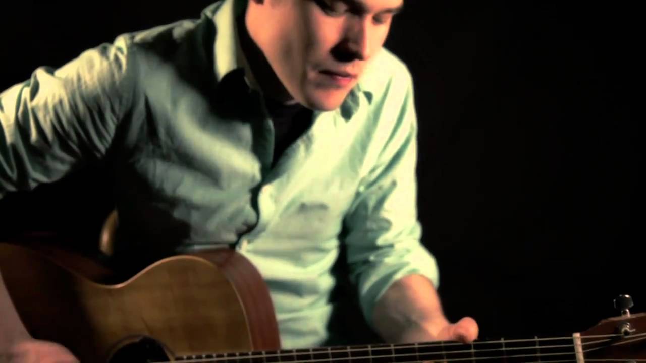 (percussive acoustic guitar instrumental) Rolling Hills - By Chris Woods Groove