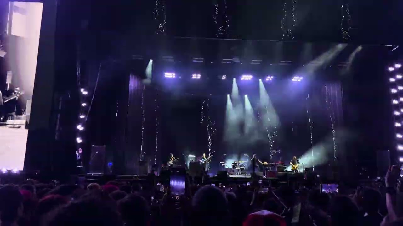 My chemical Romance 🇨🇴 boy division 