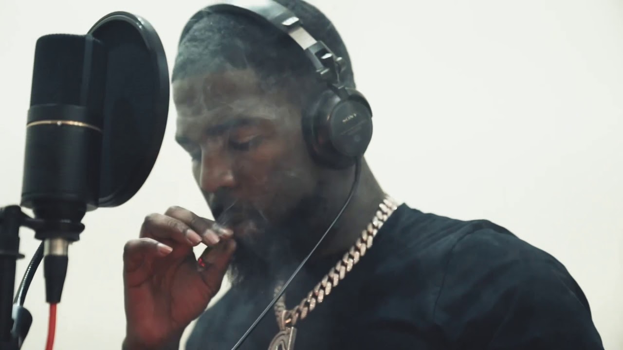Papp Menino Featuring Tsu Surf- Gang Exhibition (official video)