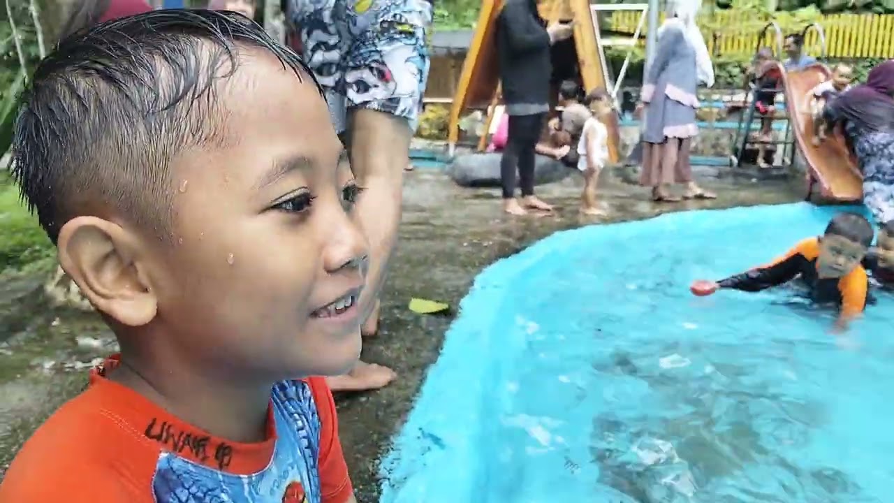 Wisata pemandian Sumberringin - Tumpang kabupaten Malang 