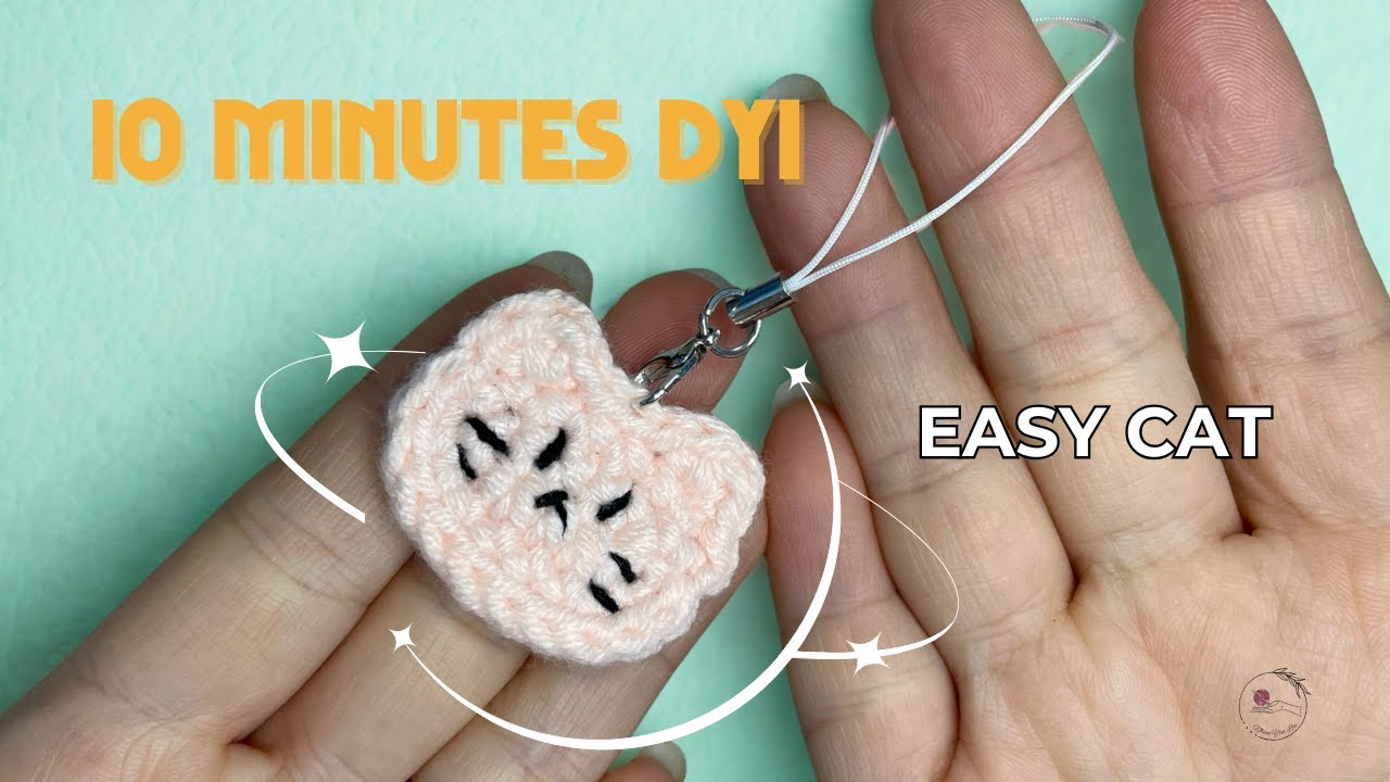 FAST 10-Minute Crochet Cat Keychain 🐱 Easy Tutorial for Beginners