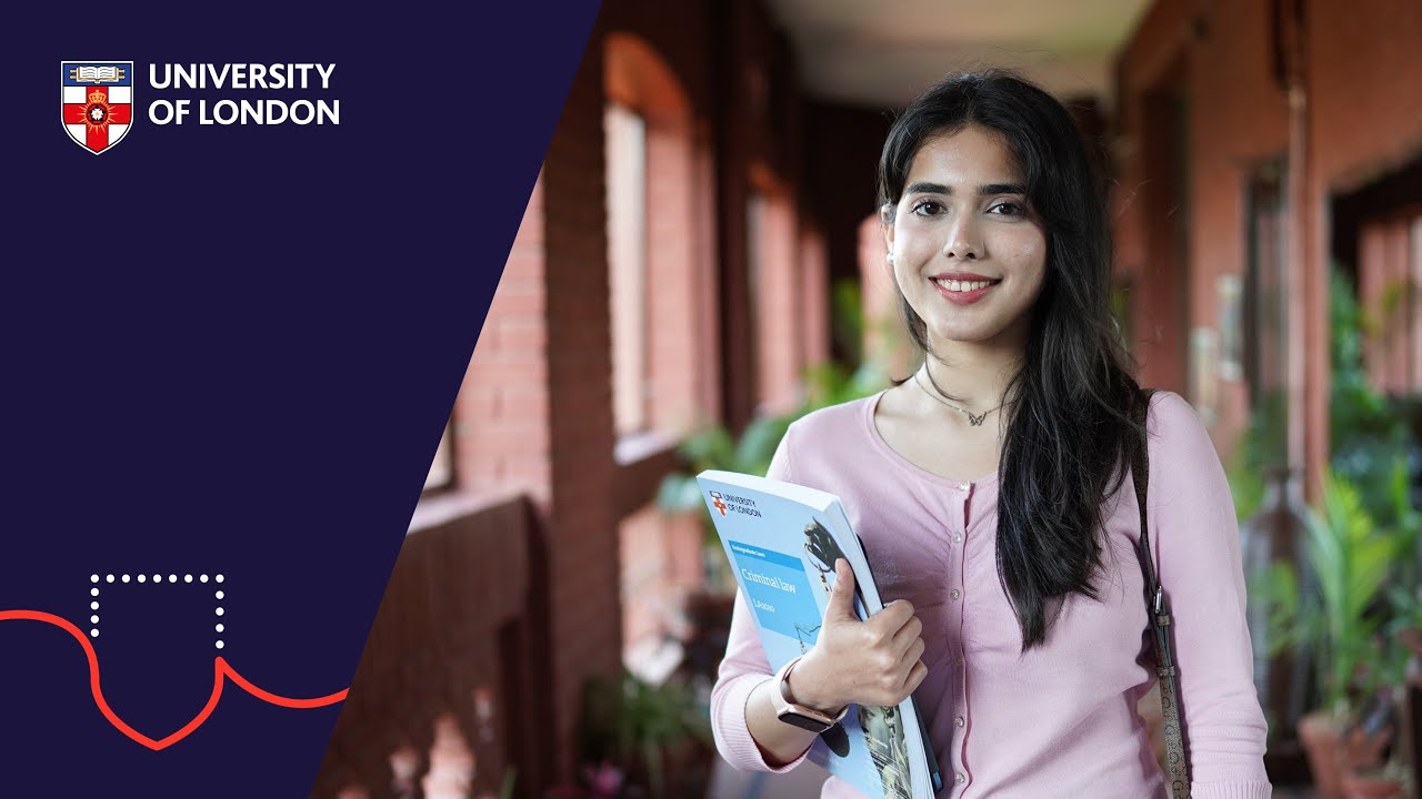Student stories: Romesa, BSc Business and Management, Pakistan