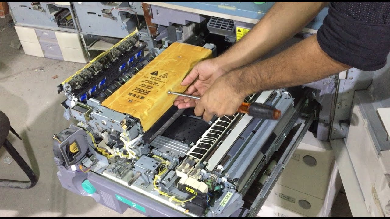 How to remove the fixing unit on canon iR 6000