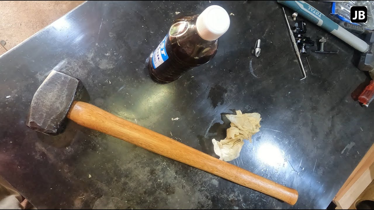How to fit a Hammer Handle
