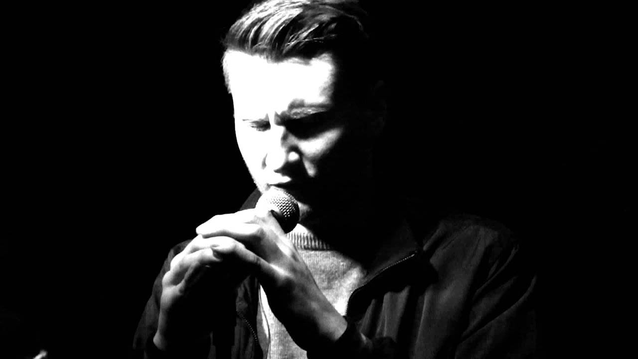 Aimo Brookmann - Zieh mich zur&uuml;ck (Akustik Version) Live