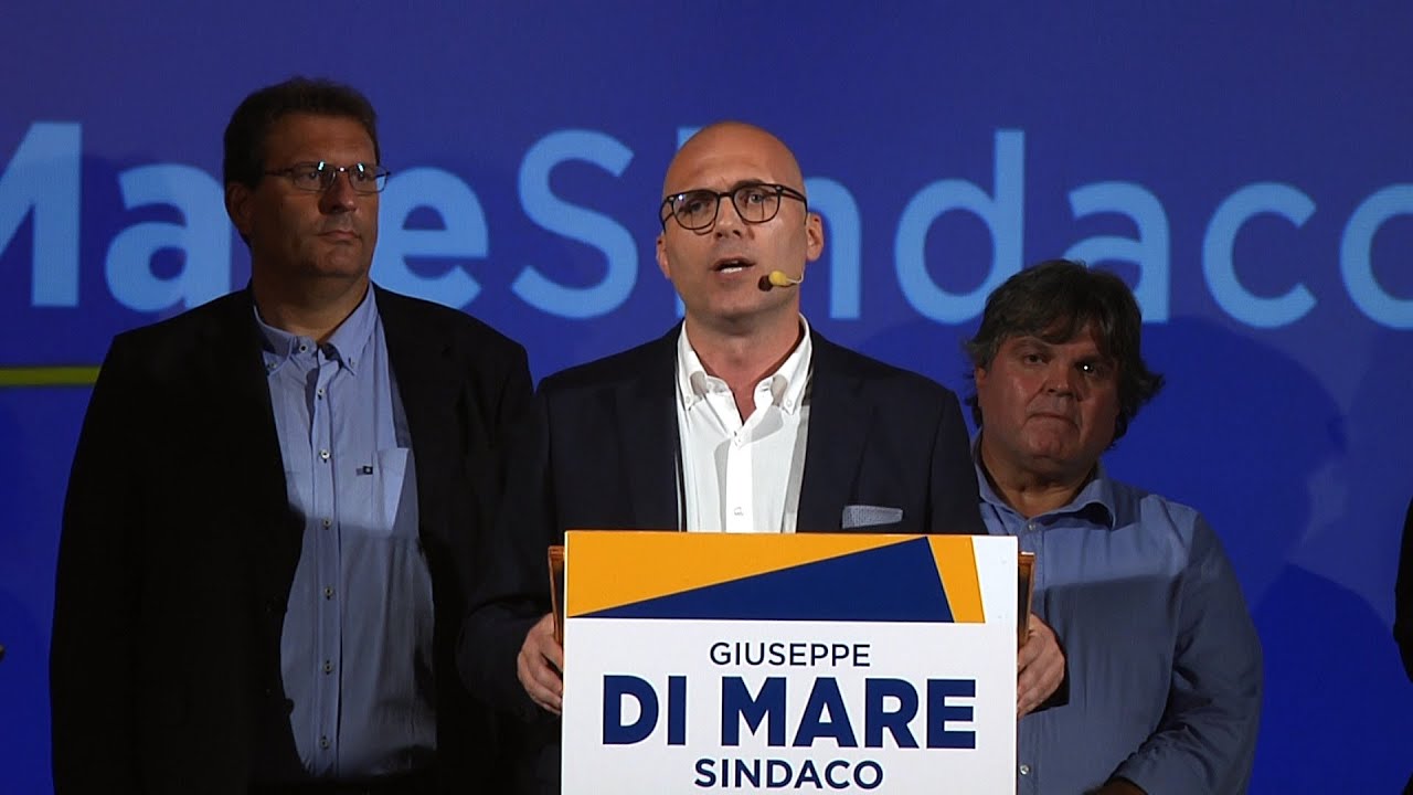 Comizio del candidato sindaco Giuseppe Di Mare in Piazza Risorgimento Augusta