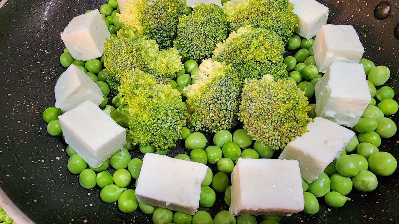 Broccoli Paneer Recipe // ব্রকলি পানির দিয়ে রসা // স্বাস্থ্যকর এবং পুষ্টিকর একটি সবজি রেসিপি //@FLM