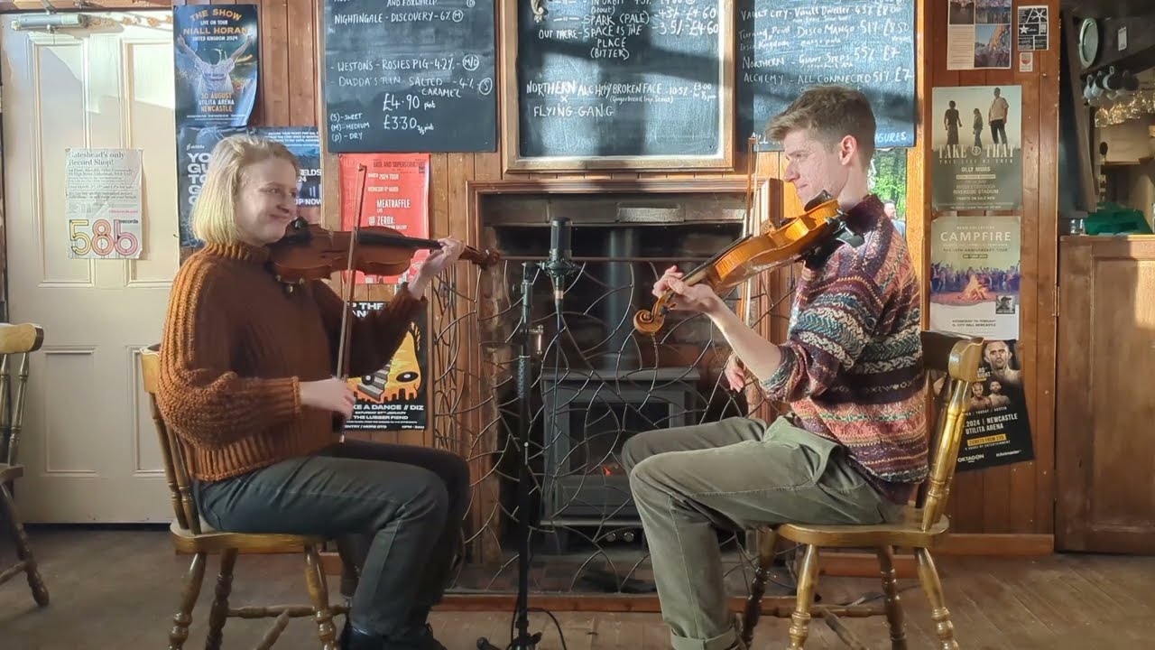 8 Strings - Jon Doran & Grace Smith - John Thomas' Hornpipe
