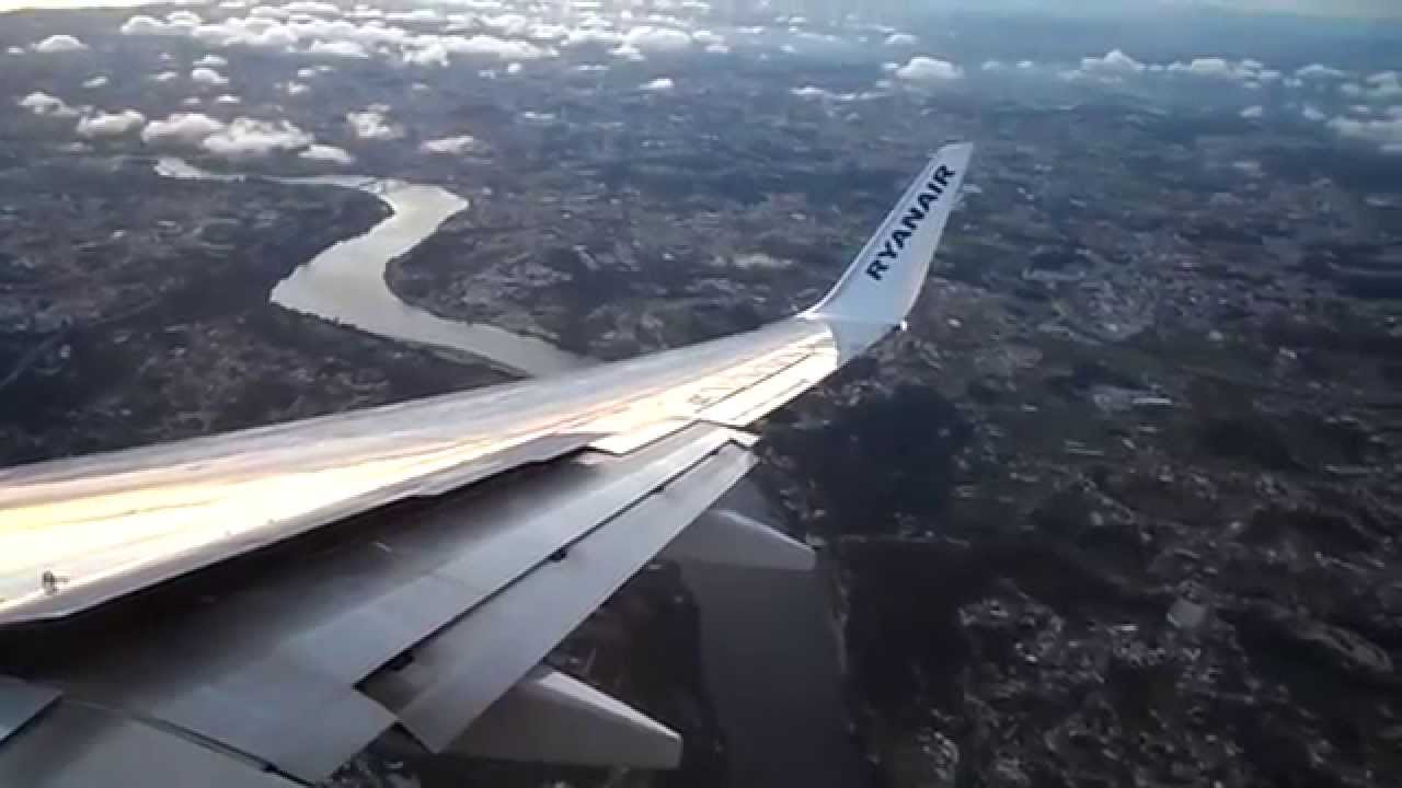 Aterragem Porto - Aeroporto Francisco Sá Carneiro