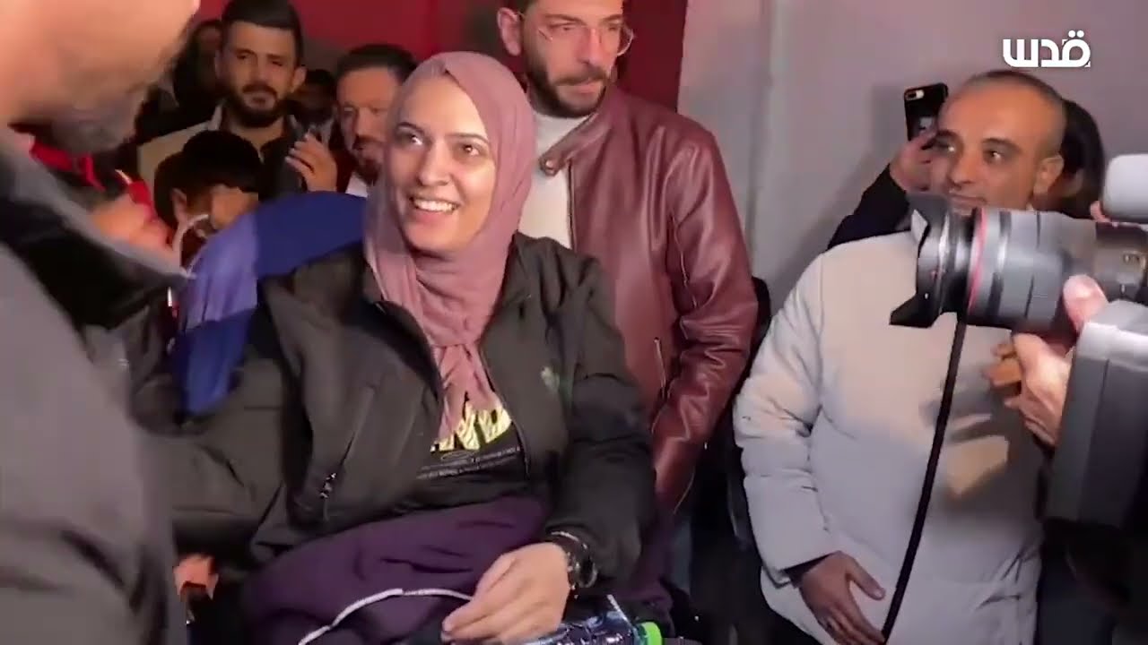 Female Prisoners Released by Israel Arrive to Celebrations in West Bank
