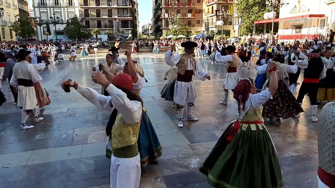 La Dansá Valencia 2022  Plaza de la virgen  7 Mayo 2022  Sábado #Dansà #valencia #vlc