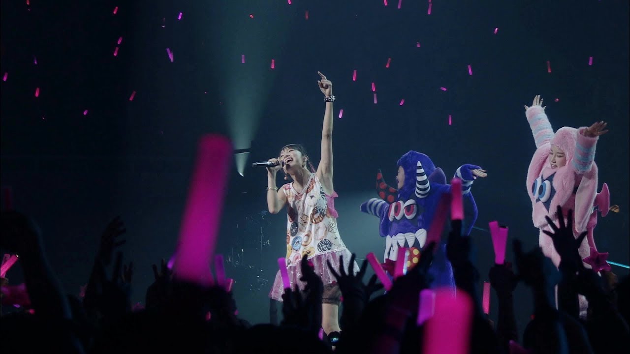 BRiGHT FLiGHT -LiVE is Smile Always〜PiNK & BLACK〜 Strawberry Donuts