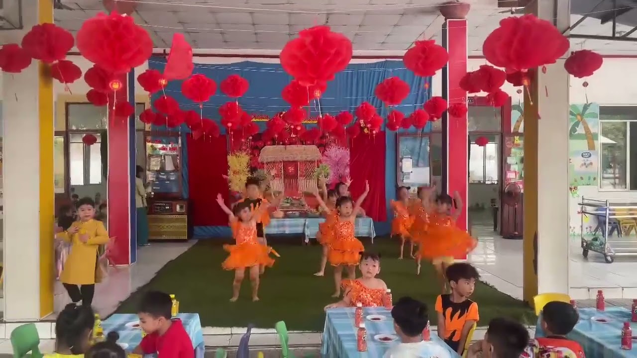 Lớp là 1