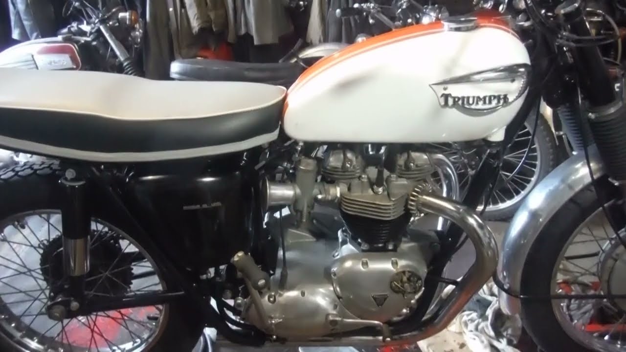 Triumph T120TT - Четвертая попытка запуска после того, как я вернул низковольтные провода в исход...