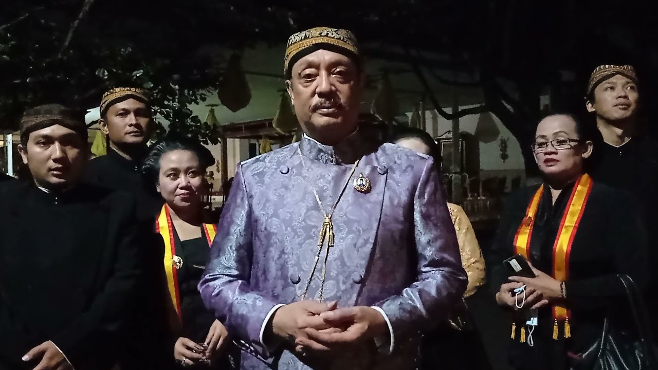 Menghadiri Haul Sinuwun Pakubuwana XIi