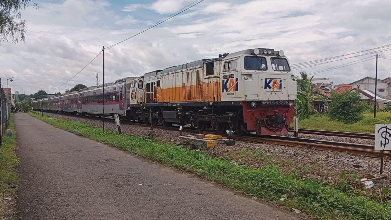 HUNTING KERETA API PARAHYANGAN RANGKAIAN GAJAYANA DI JALUR GANDA PURWAKARTA ‼️