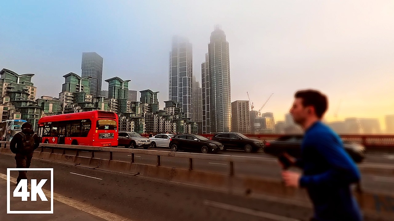 Foggy Dusk Walk in London | Vauxhall to Waterloo via Lambeth | 4K Walking Tour