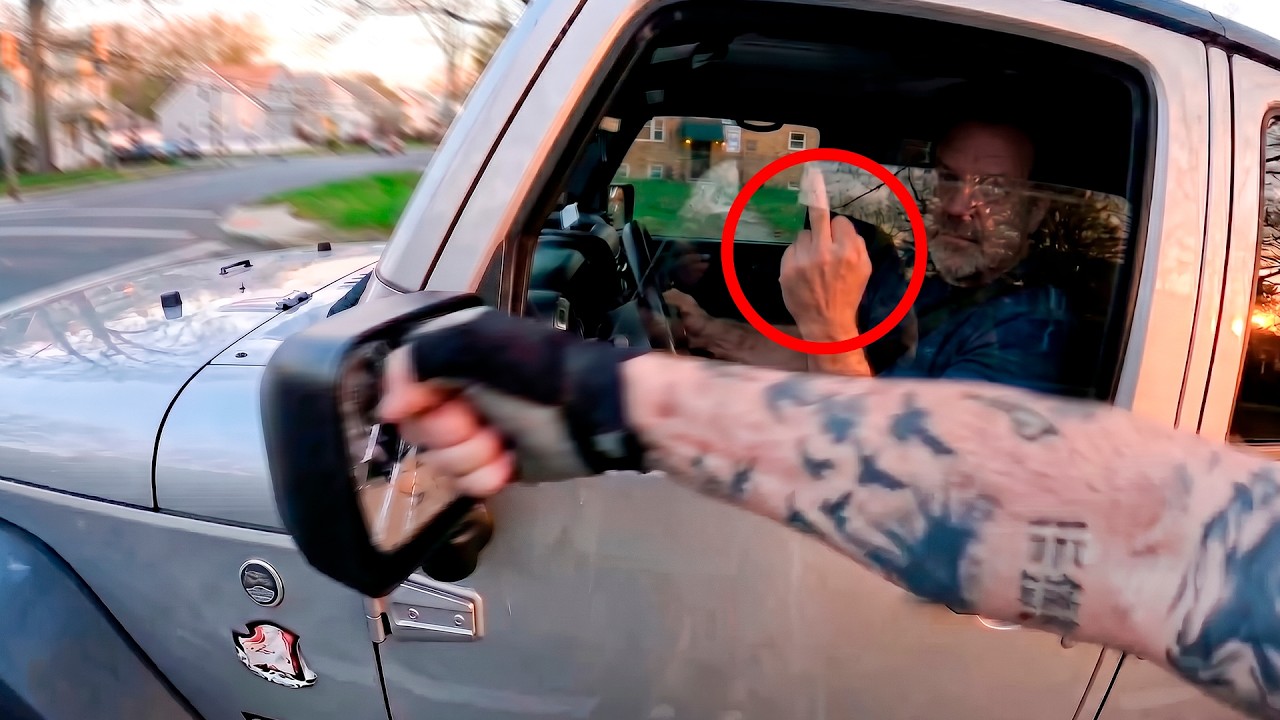 Insane Biker Moments Caught On Camera - Motorcycle Madness #20