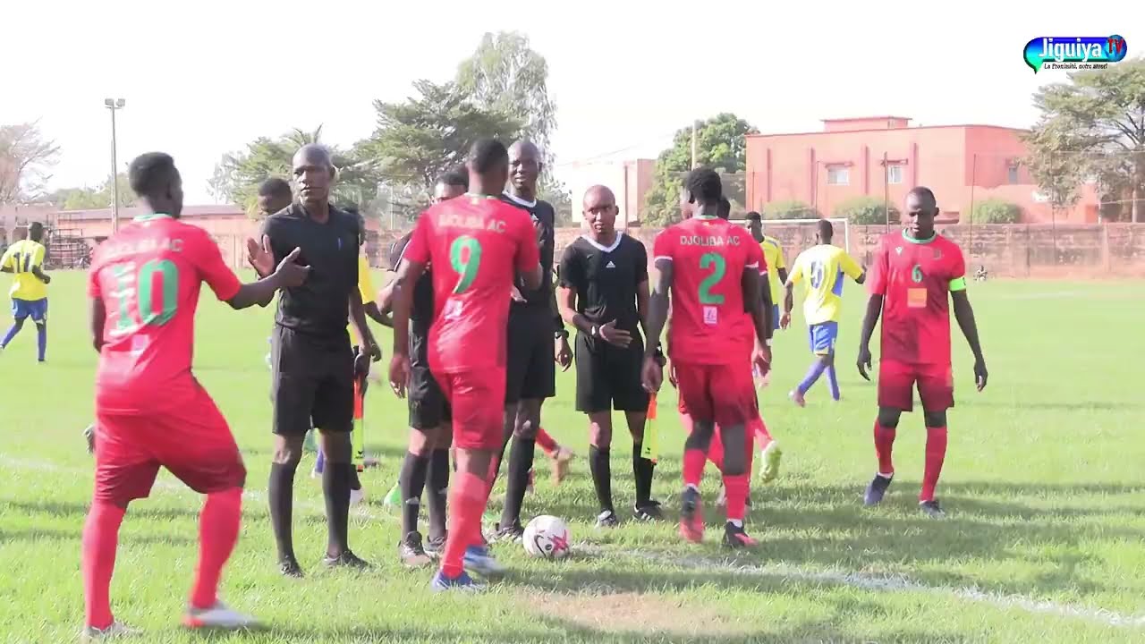 Résumé du match entre djoliba Ac et  Usfas championnat national 5 ème journée