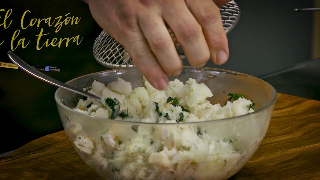 Buñuelos de Patata de Galicia y bacalao