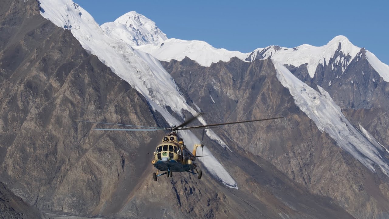 Khan Tengri - Chopper from North Inylchek to South Inylchek
