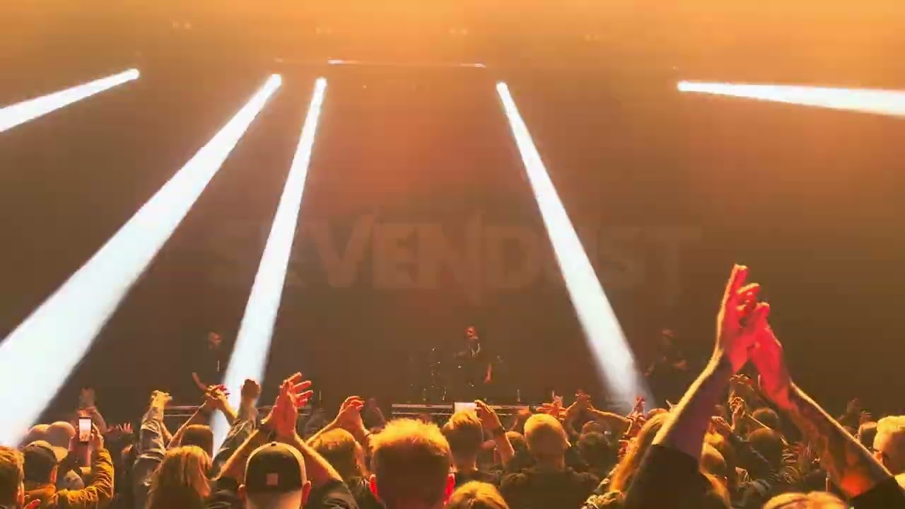 Sevendust - Face To Face @ Helsinki Icehall 22-01-26